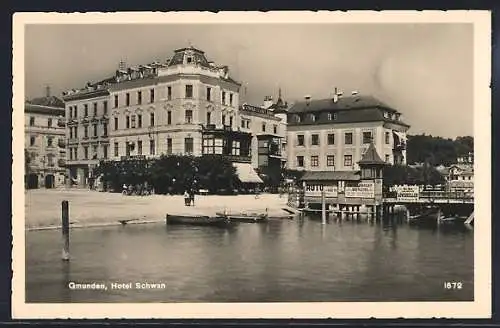 AK Gmunden, Uferpartie am Hotel Schwan