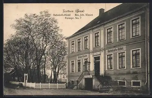 AK Lathen /Ems, Bahnhofs-Hotel J. Klasen, von der Strasse gesehen