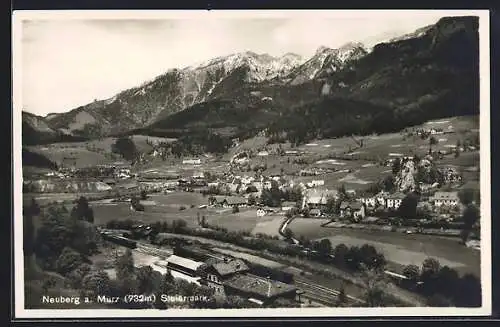 AK Neuberg a. Mürz, Gesamtansicht mit Bahnhof und Bergpanorama aus der Vogelschau