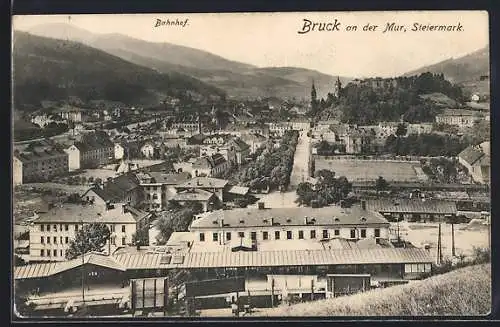 AK Bruck an der Mur, Bahnhof mit Blick über den Ort