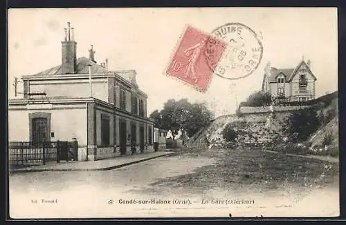 AK Condé-sur-Huisne, La Gare