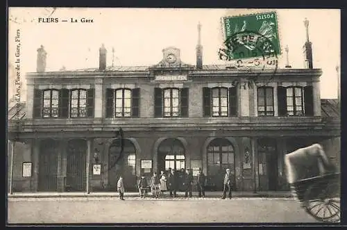 AK Flers, La Gare, Bahnhof