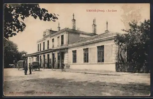 AK Laigle, La Gare, Ansicht vom Bahnhof