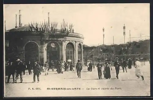 AK St-Germain-en-Laye, La Gare et entrée du Parc