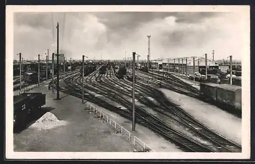 AK Trappes /Seine-et-Oise, La Gare, Le Triage