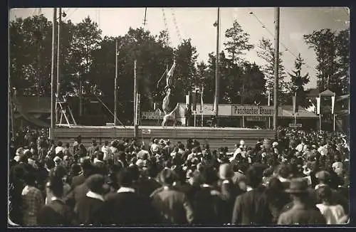 AK Wels, Bühnenakrobatik zum Jubiläums-Volksfest 1928