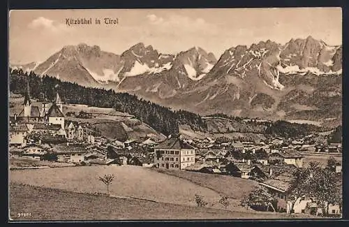 AK Kitzbühel in Tirol, Gesamtansicht mit Gebirgskette