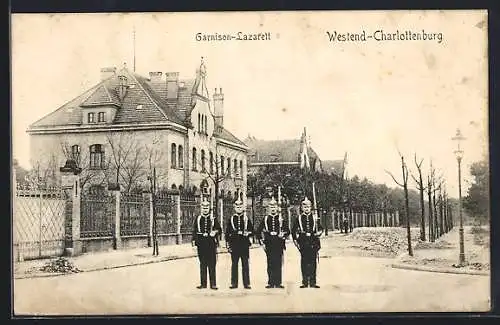 AK Berlin-Westend-Charlottenburg, Soldaten vor dem Garnison-Lazarett