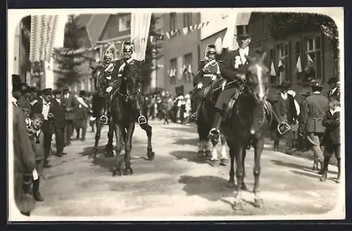 Foto-AK Veitshöchheim, Reiter bei einem Festumzug