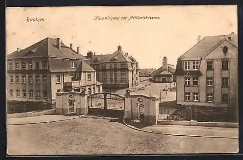 AK Bautzen, Haupteingang der Kaserne d. K. S. 2. Feld-Art.-Rgt. No. 28