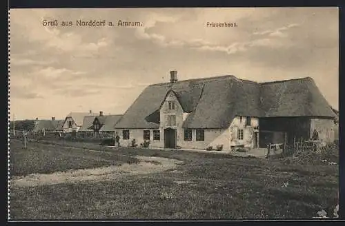 AK Norddorf /Amrum, Friesenhaus mit Nachbarhäusern