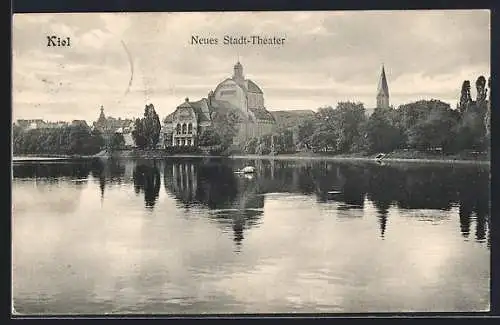 AK Kiel, Neues Stadt-Theater vom Wasser aus