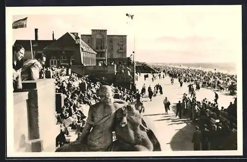 AK Westerland, Blick über die Strandpromenade