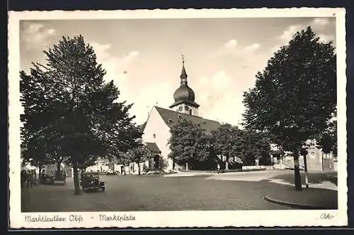 AK Marktleuthen /Obfr., Marktplatz mit der Kirche