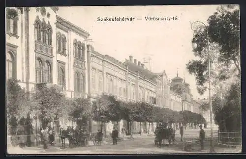 AK Szekesfehervar, Vörösmarty-tér, Pferdegespann