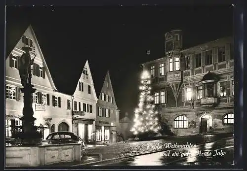 AK Bietigheim /Enz, Gasthaus zum Schiller, Weihnachtsbaum auf dem Marktplatz