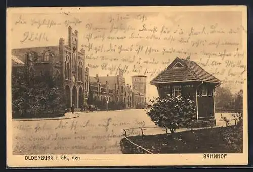 AK Oldenburg i. Gr., Alter Bahnhof mit Holzhäuschen u. Strasse