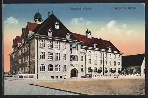 AK Speyer a. Rhein, Platz vor dem Zeppelin-Schulhaus