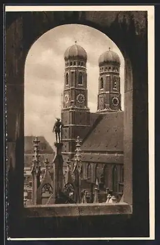 AK München, Die Frauenkirche, Ganzsache WHW Winterhilfswerk 1934 /35