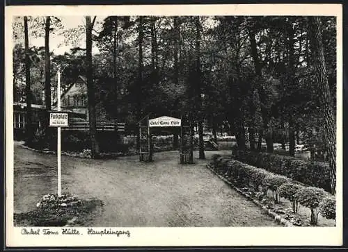 AK Berlin-Grunewald, Gaststätte Onkel Toms Hütte, Aussenansicht mit Blick auf den Eingang