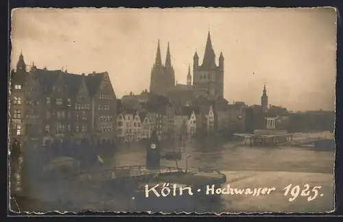 AK Köln a. Rh., Hochwasser 1925, Stadtpanorama mit Gebäuden im Wasser