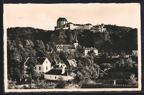 AK Frain a.d. Thaya, Ortsansicht mit Blick auf das Schloss