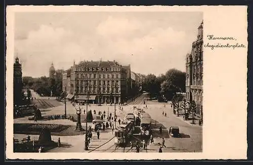 AK Hannover, Strassenbahnen auf dem Aegidientorplatz