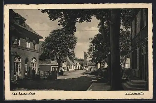 AK Bad Sassendorf /Kreis Soest, Kaiserstrasse mit Geschäft