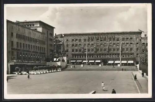 AK Essen, Platz und Bädekerhaus
