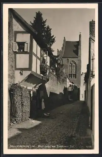 AK Neubrandenburg i. M., Wiekhäuser am Treptower Tor