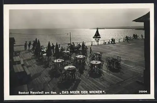 AK Neusiedl, Gastgarten des Seebads, das Meer der Wiener