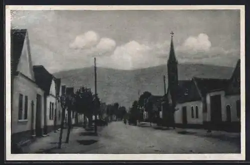 AK Unterpullendorf, Strasse mit Blick zur Kirche