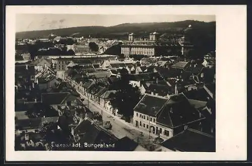 AK Eisenstadt /Burgenland, Teilansicht mit Strasse aus der Vogelschau