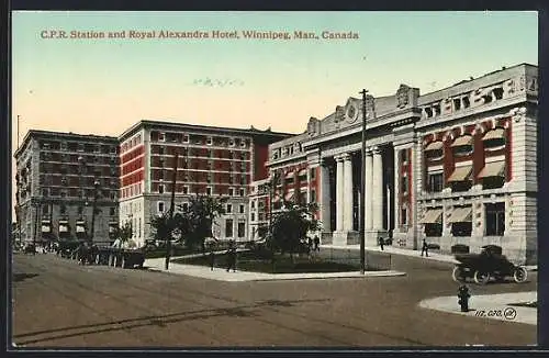 AK Winnipeg /Man., C. P. R. Station and Royal Alexandra Hotel