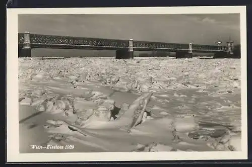 AK Wien, Eisstoss 1929, Verschneites Eis unter der Brücke