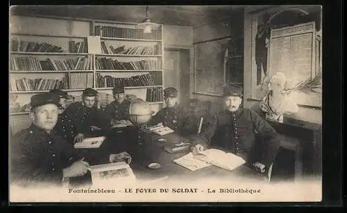 AK Fontainebleau, Le Foyer du Soldat, la Bibliothèque