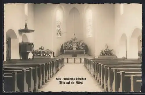 AK Rodalben, Kath. Pfarrkirche, Blick auf die Altäre