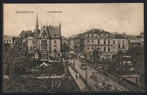 AK Saarbrücken, Luisenbrücke mit Strassenbahn aus der Vogelschau