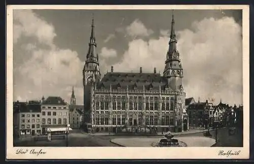 AK Bad Aachen, Rathaus mit Strassenpartie