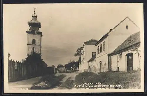 AK Wien, Stammersdorf, Strasse mit Kirchturm