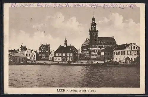 AK Leer / Ostfriesland, Ledapartie mit Rathaus