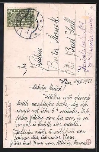 AK Mann schenkt seiner Liebsten eine weisse Rose