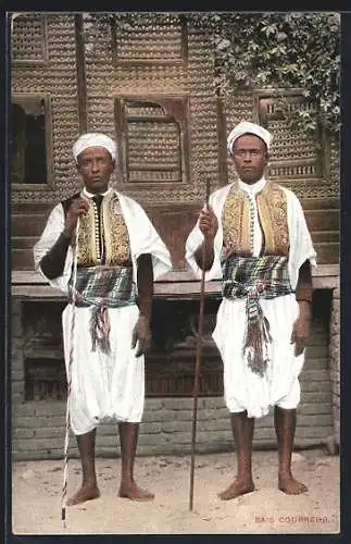 AK arabische Volkstypen, zwei Männer in landesüblichen Trachten