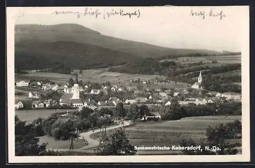 AK Kobersdorf, Ortsansicht mit Kirchen