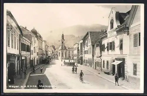 AK Weyer a. d. Enns, Marktplatz mit Geschäften und Kirche