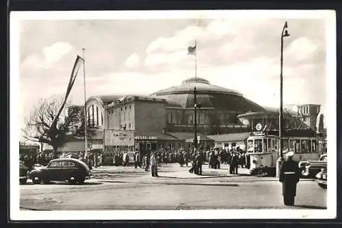 AK Frankfurt a. M., Festhalle, Strassenbahn