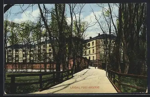 AK Landau / Pfalz, Fort-Kaserne mit Zufahrt