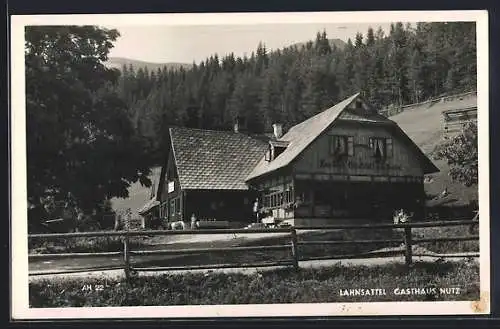 AK Lahnsattel, Blick aufs Gasthaus Nutz