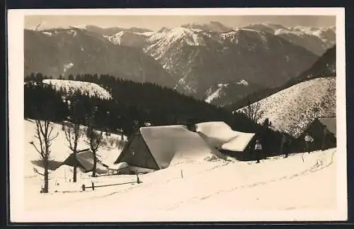 AK Knöckensattel, Eingeschneite Häuser und Skifahrer