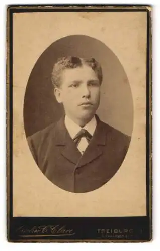 Fotografie Atelier C. Clare, Freiburg i. B., Luisenstrasse 5, Portrait eines jungen Mannes